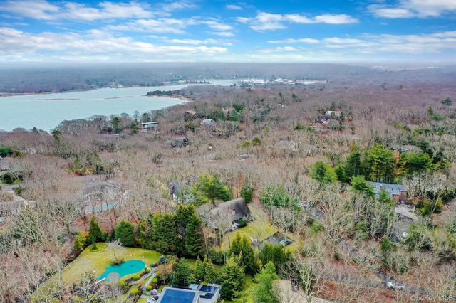 128 Springy Banks Road, East Hampton, NY 11937