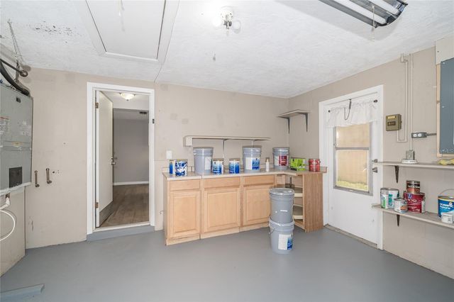 7911 FOXWOOD DRIVE, New Port Richey, FL 34653