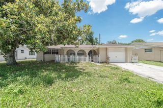 7911 FOXWOOD DRIVE, New Port Richey, FL 34653