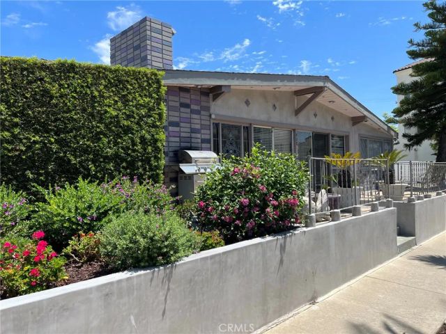 408 Ford Road, Costa Mesa, CA 92627