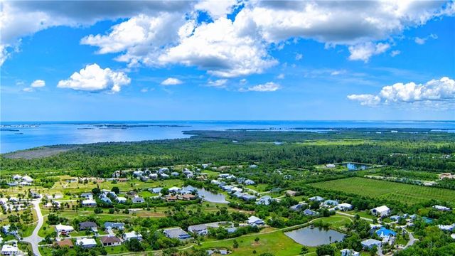 7455 Georgiana DR, Bokeelia, FL 33922