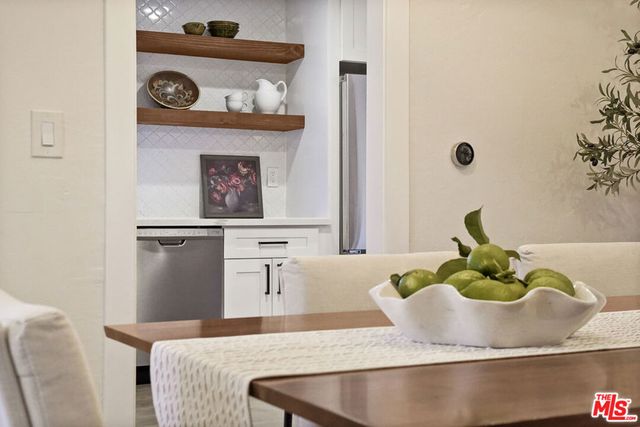 2910 W 78th Place, Inglewood, CA 90305