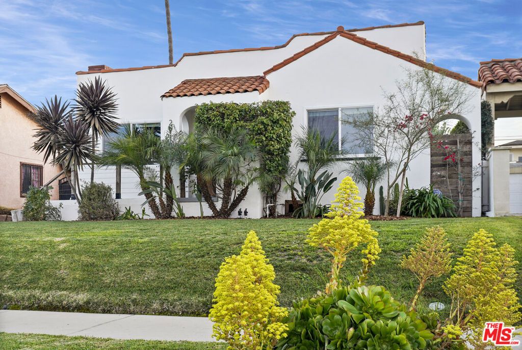 2910 W 78th Place, Inglewood, CA 90305