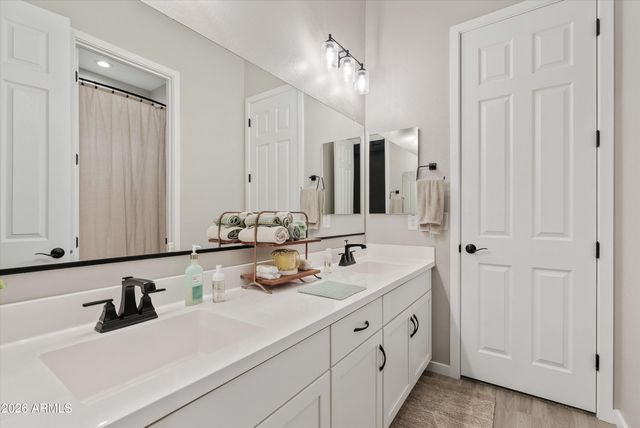 21842 E Stirrup Court E, Queen Creek, AZ 85142