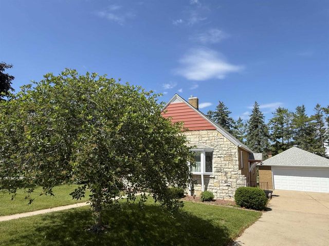 235 S ROSERA STREET, Lena, WI 54139