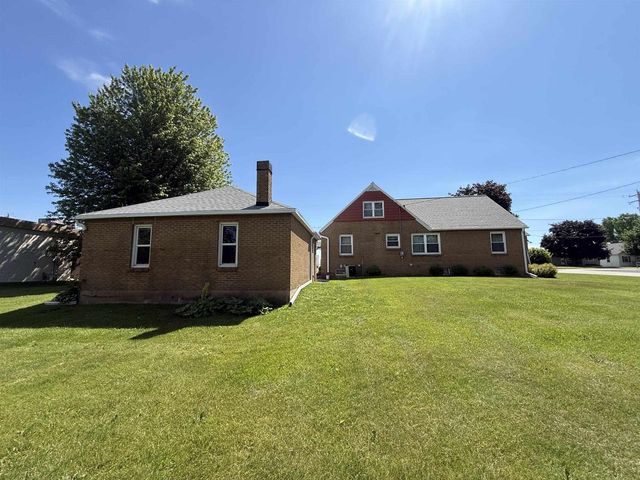 235 S ROSERA STREET, Lena, WI 54139
