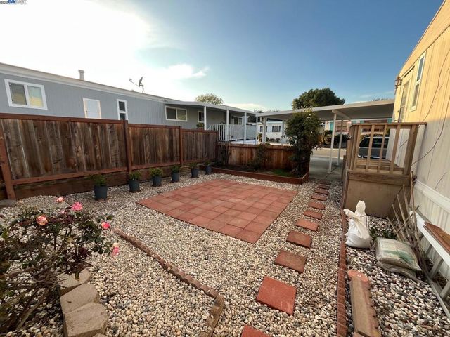 4141 Deep Creek Rd., Fremont, CA 94555