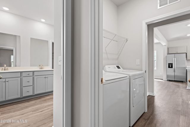 717 Helm Drive, New Bern, NC 28560