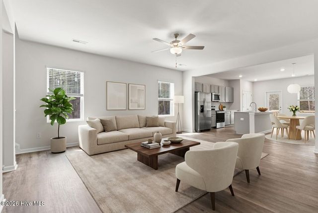 717 Helm Drive, New Bern, NC 28560