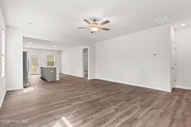 717 Helm Drive, New Bern, NC 28560