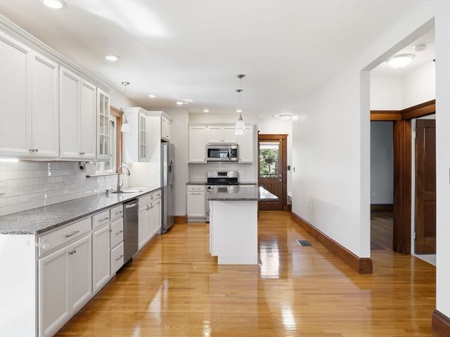 65 Hillsdale Rd U1, Medford, MA 02155