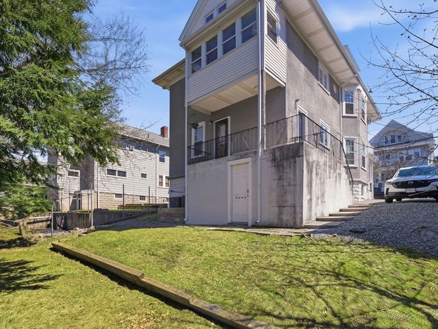 65 Hillsdale Rd U1, Medford, MA 02155