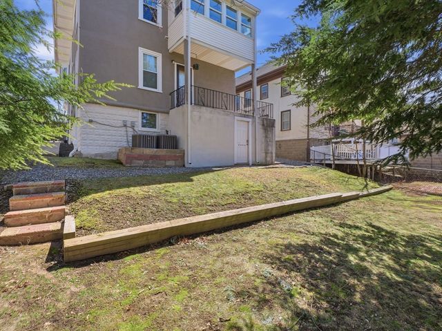 65 Hillsdale Rd U1, Medford, MA 02155