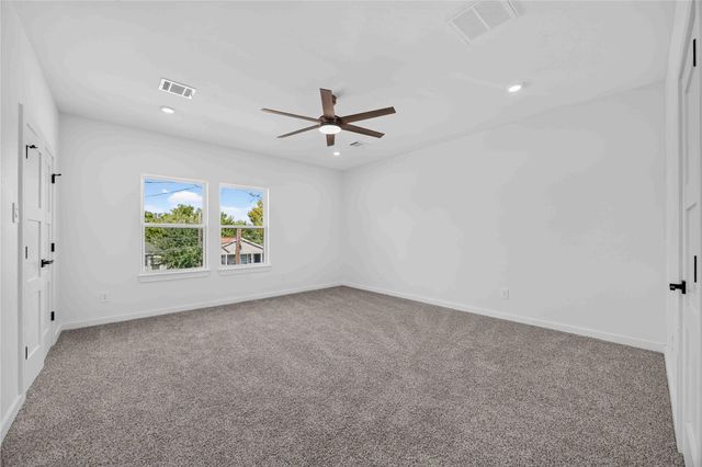 8215 Gladstone Street B, Houston, TX 77051