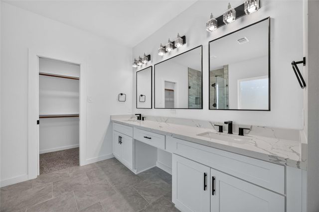 8215 Gladstone Street B, Houston, TX 77051