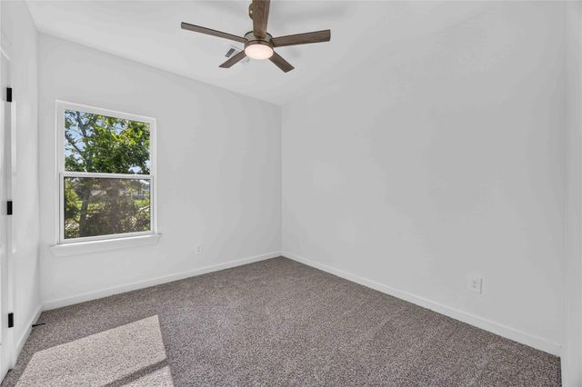 8215 Gladstone Street B, Houston, TX 77051
