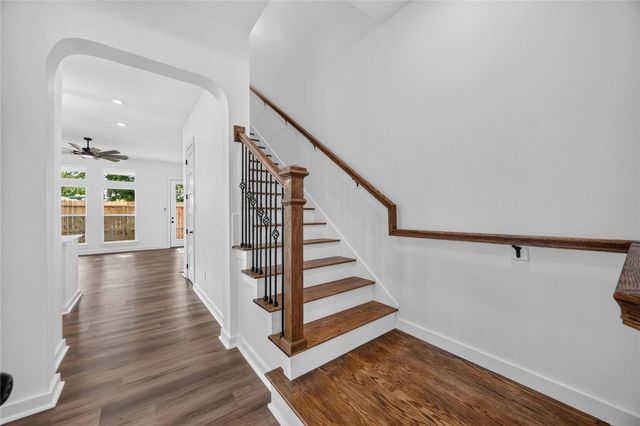 8215 Gladstone Street B, Houston, TX 77051