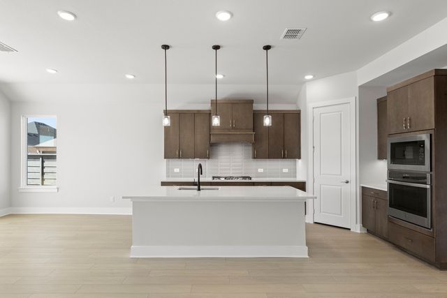 500 Blue Yucca Lane, Little Elm, TX 76227