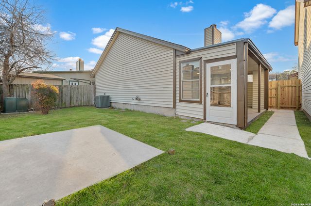 5722 Spring Night, San Antonio, TX 78247