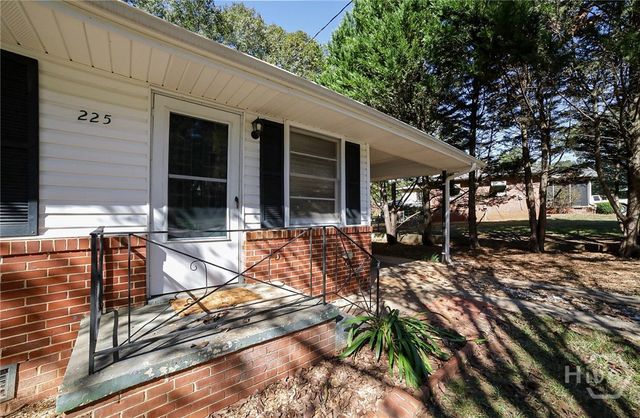 225 Knottingham Drive, Athens, GA 30606