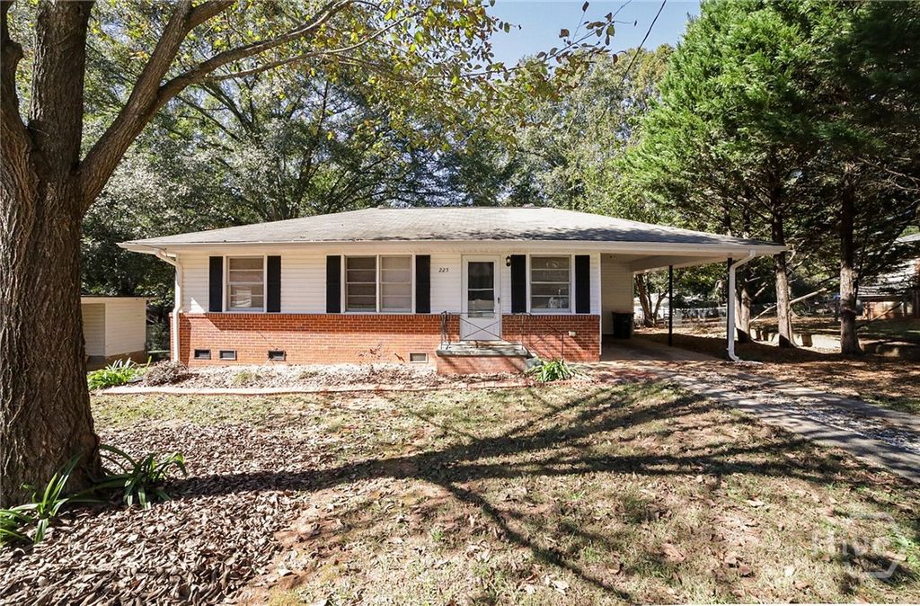 225 Knottingham Drive, Athens, GA 30606