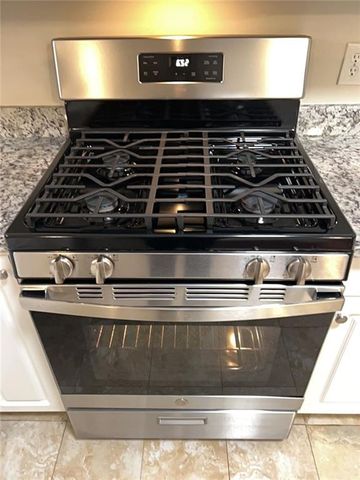 2646 Courtland Park Circle, Marietta, GA 30068