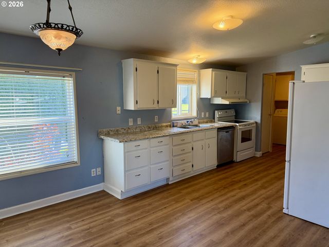 21201 Ne 58TH St 24, Vancouver, WA 98682