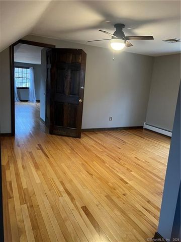 22 Kozey Lane, Seymour, CT 06483