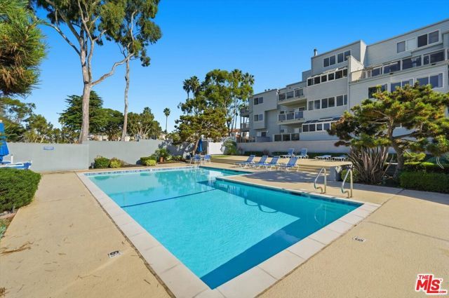 240 The Village 210, Redondo Beach, CA 90277