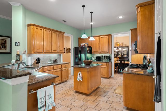 3012 Hidden Springs Drive, Corinth, TX 76210