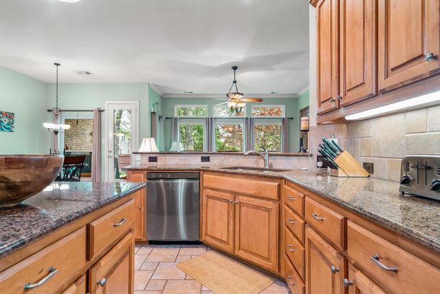 3012 Hidden Springs Drive, Corinth, TX 76210