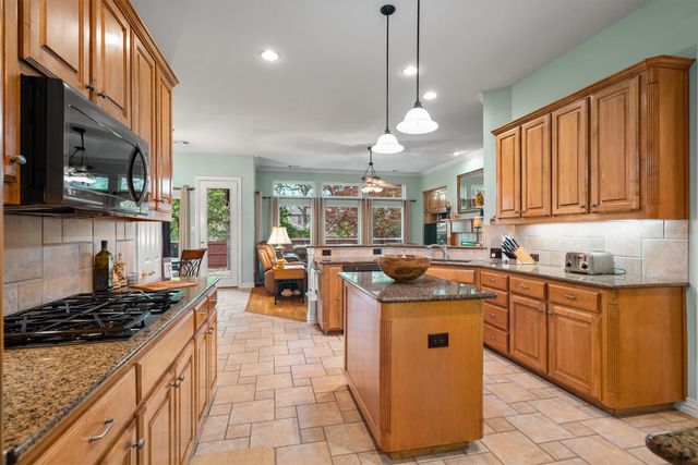 3012 Hidden Springs Drive, Corinth, TX 76210