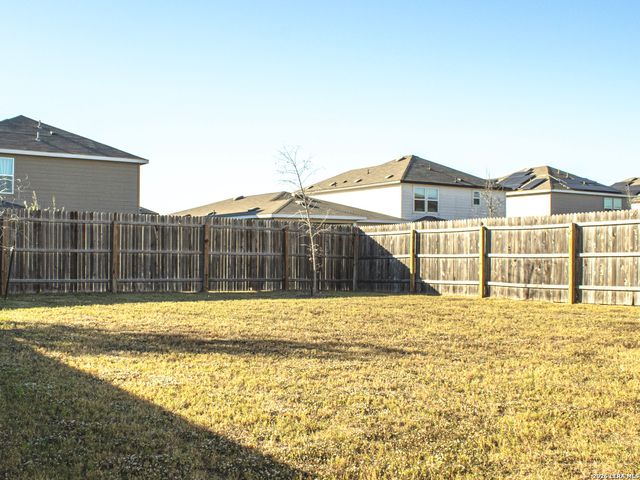 5819 Rolling Gln, San Antonio, TX 78218
