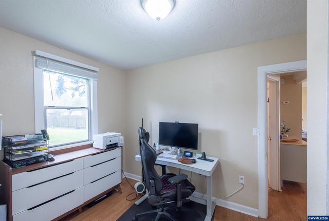 1447 Filbert St, Lebanon, OR 97355