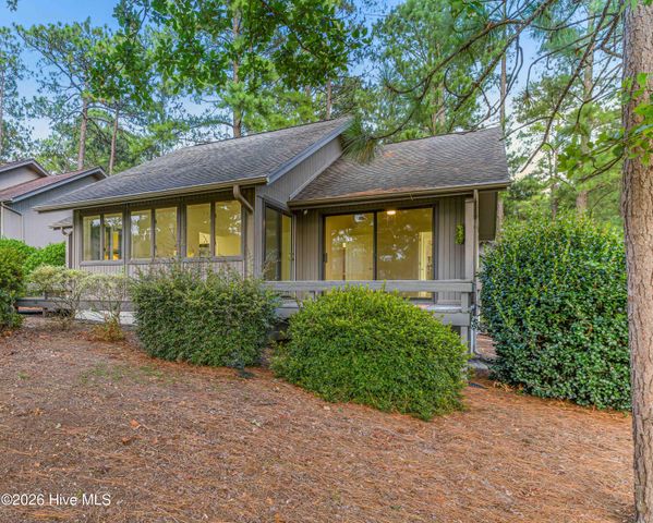 70 Barton Hills Court, Pinehurst, NC 28374