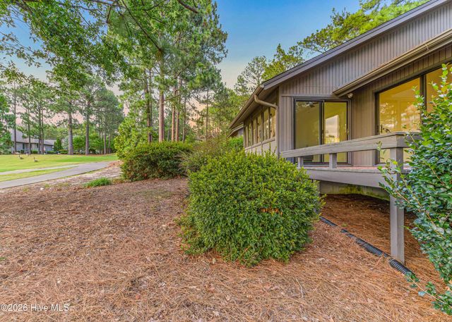 70 Barton Hills Court, Pinehurst, NC 28374