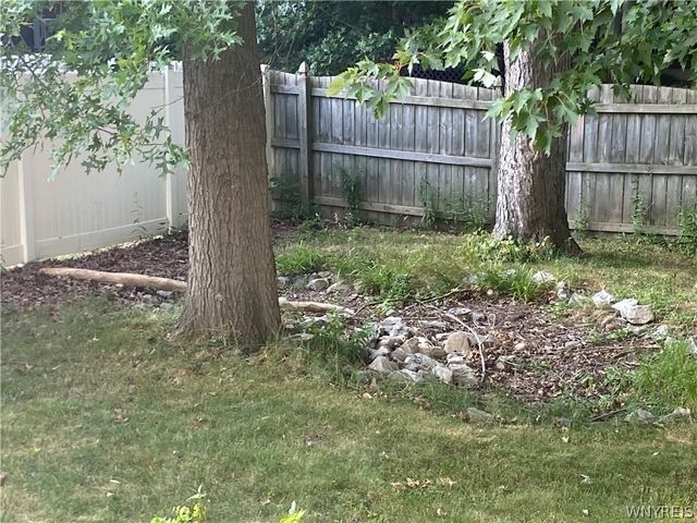 858 Klein Road, Amherst, NY 14221