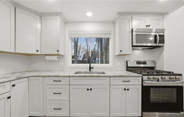 858 Klein Road, Amherst, NY 14221
