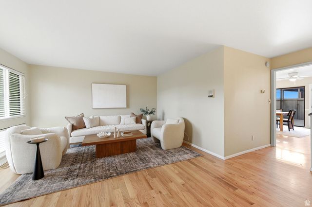 1592 E PARK PL, Holladay, UT 84121