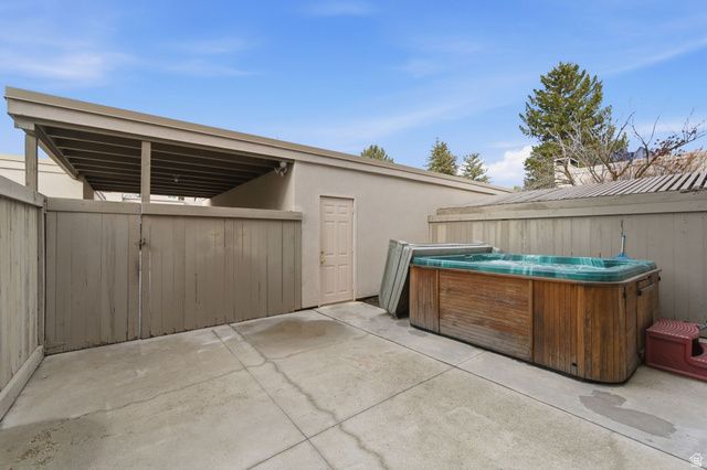 1592 E PARK PL, Holladay, UT 84121