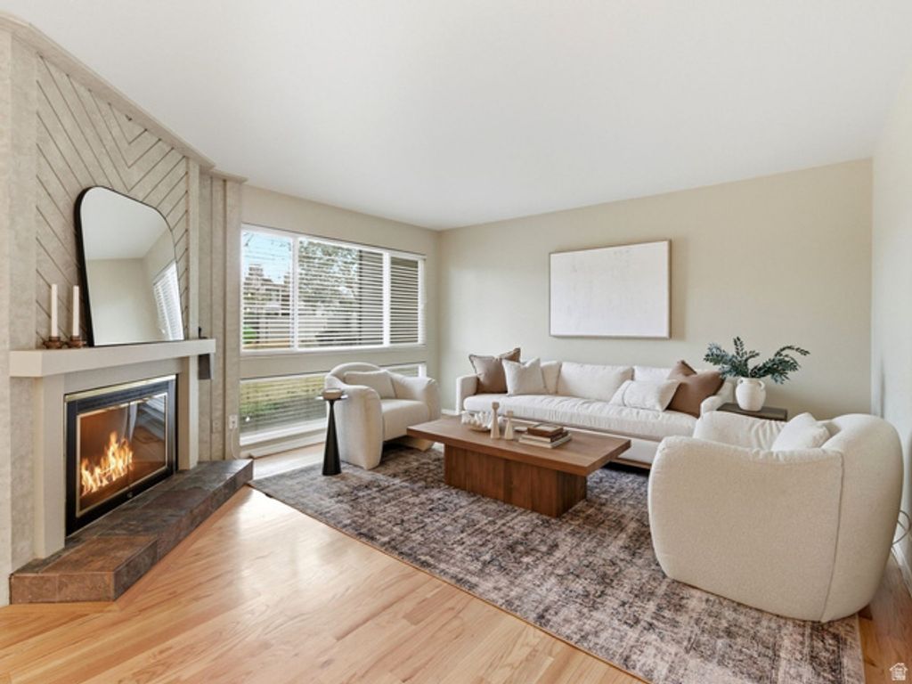 1592 E PARK PL, Holladay, UT 84121