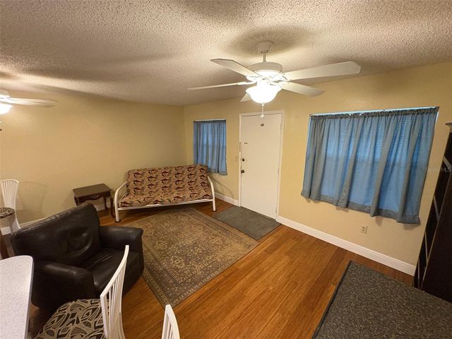 1250 S PINELLAS AVENUE 411, Tarpon Springs, FL 34689