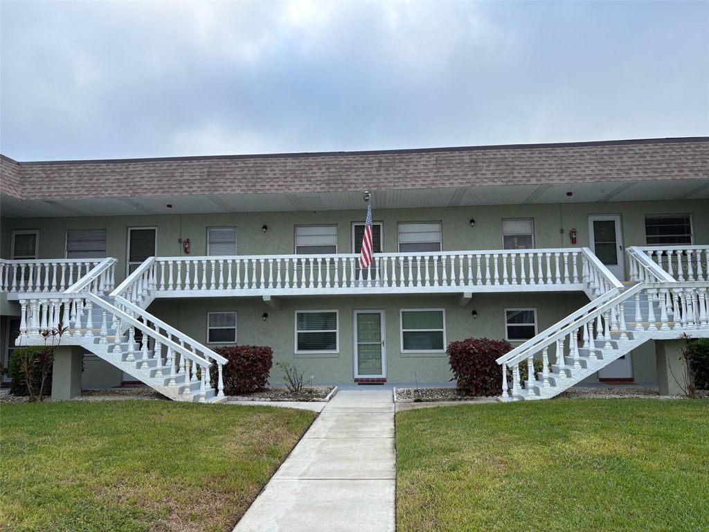 1250 S PINELLAS AVENUE 411, Tarpon Springs, FL 34689