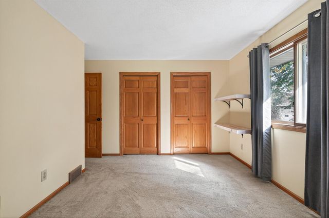 9132 66th Circle N, Brooklyn Park, MN 55428