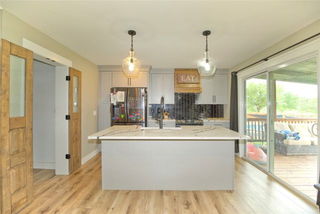 88 County Road 188, Gainesville, TX 76240