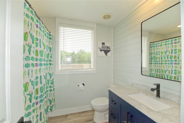 88 County Road 188, Gainesville, TX 76240