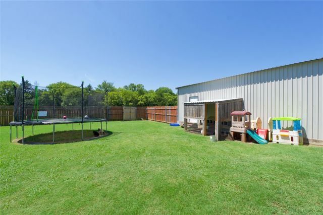 88 County Road 188, Gainesville, TX 76240
