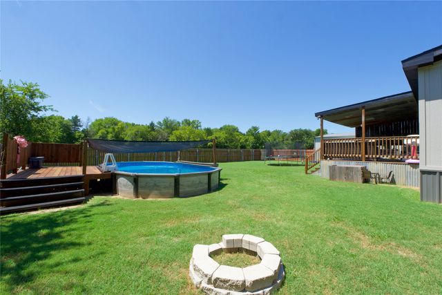 88 County Road 188, Gainesville, TX 76240