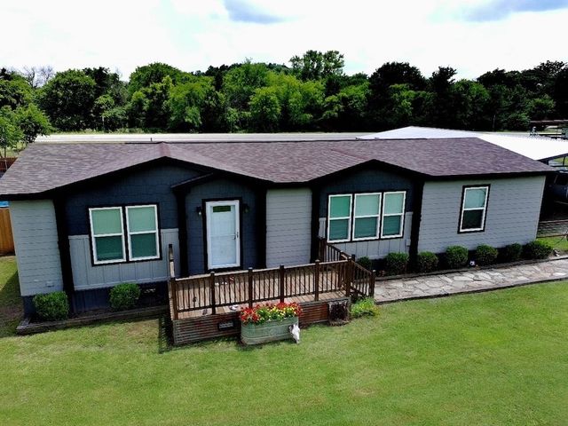 88 County Road 188, Gainesville, TX 76240
