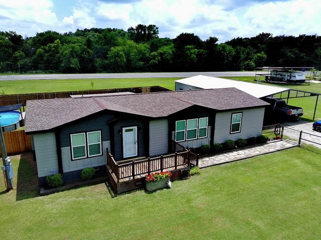 88 County Road 188, Gainesville, TX 76240